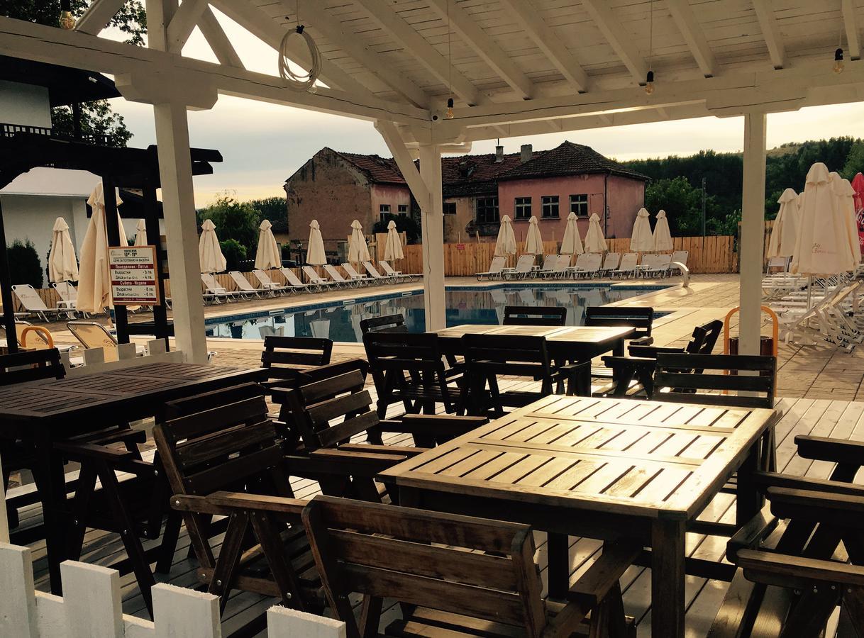 Guest House Bukor Shtepi Mandrica Dış mekan fotoğraf