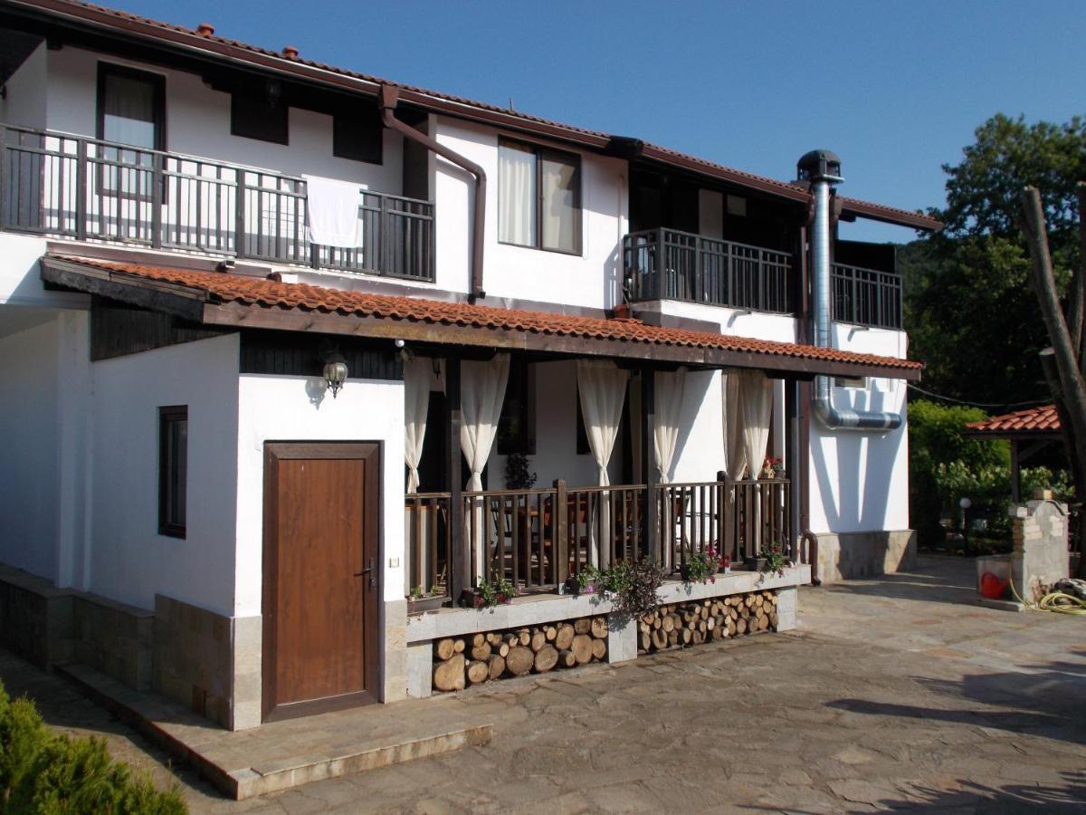 Guest House Bukor Shtepi Mandrica Dış mekan fotoğraf