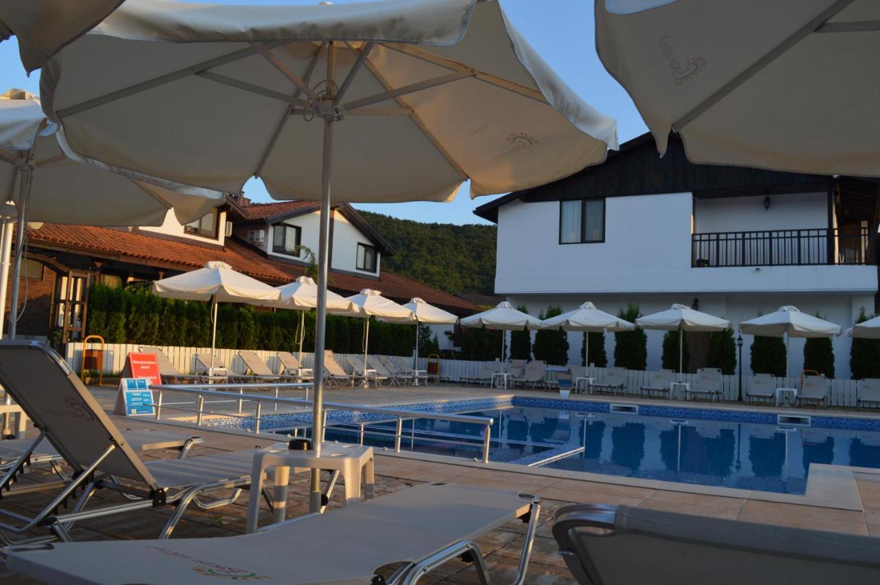 Guest House Bukor Shtepi Mandrica Dış mekan fotoğraf